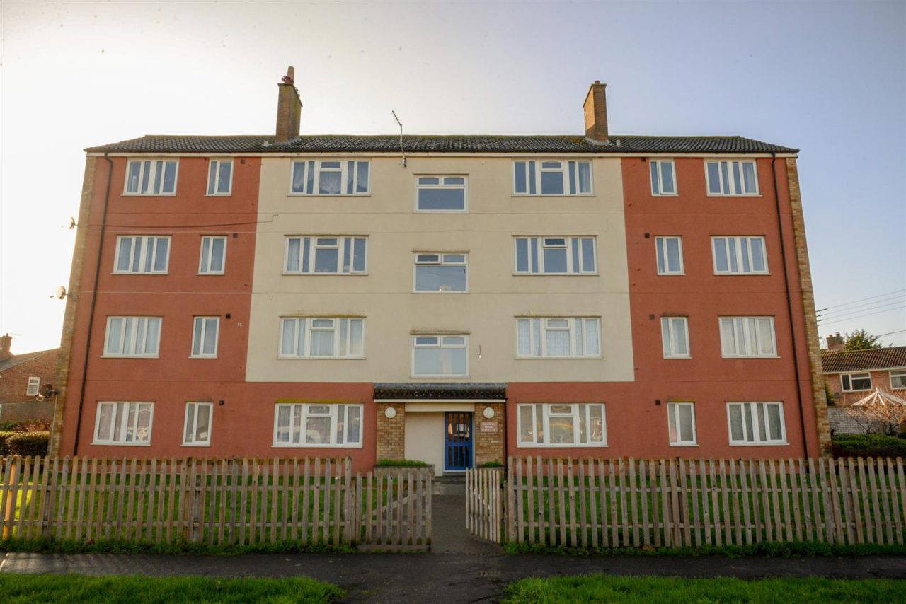 Parkway, Bridgwater Letting Agent & Estate Agent Bridgwater SkyesMoore